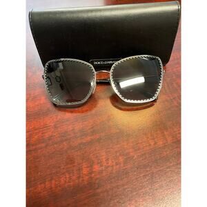 EUC Authentic Dolce & Gabbana Sunglasses DG2212 04/8G Gunmetal, Size 61-17-140